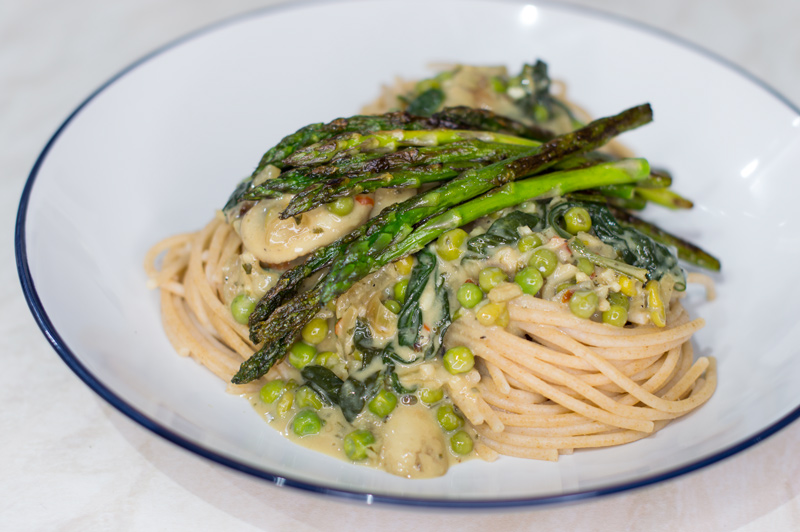 Creamy Garlic and Spinach Spaghetti