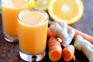 Turmeric Smoothie (via savorylotus.com)