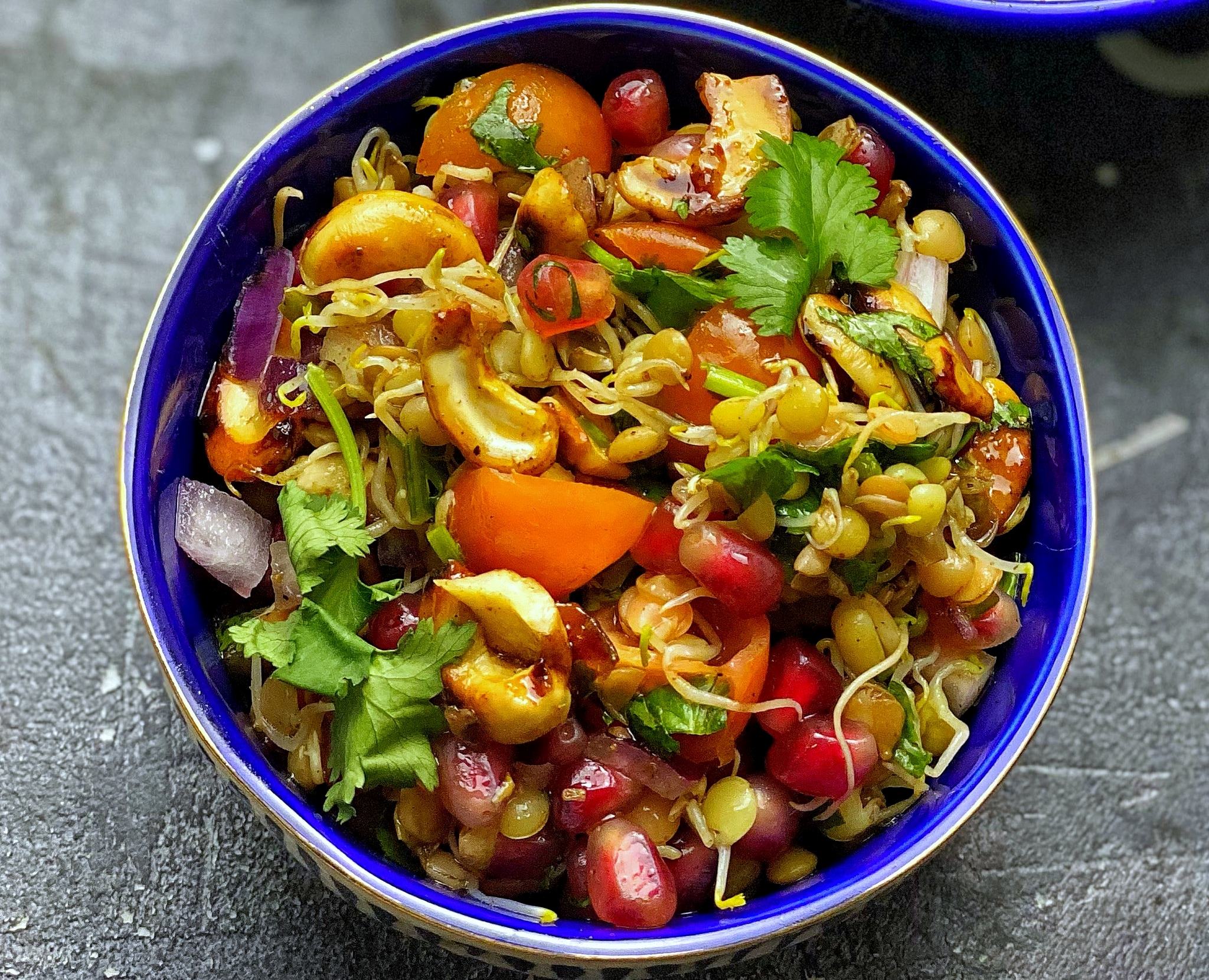 Sprouted Mung Bean and Pomegranate Chaat (via theurbankitchen.co.uk)
