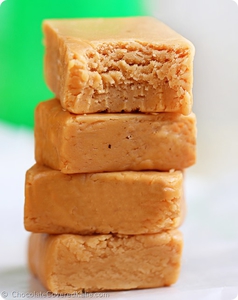Healthy Peanut Butter Fudge (via chocolatecoveredkatie.com)