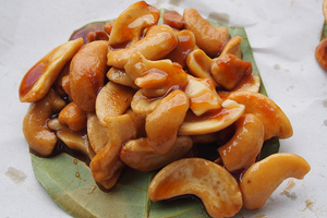 Toasted Cashews & Maple Syrup