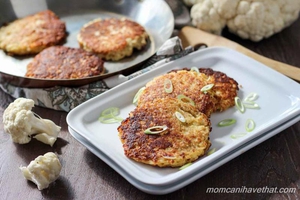 Cauliflower Hash Browns (via lowcarbmaven.com)