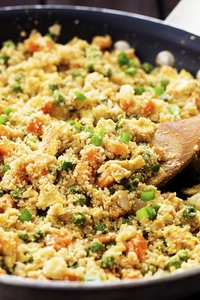 Cauliflower Fried Rice (via therecipecritic.com)