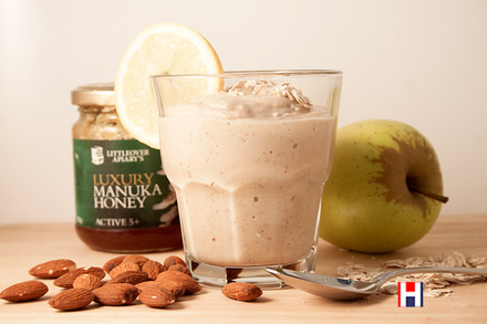 Oat and Cashew Butter Power Smoothie