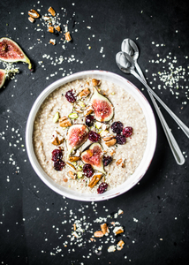 Fresh Figs, Roasted Nuts and Cranberries (via eatbetternotless.com)