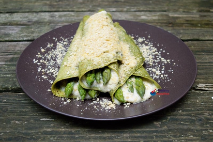 Green Asparagus Pancakes with Vegan Cheese