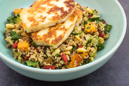 Quinoa Salad with Halloumi