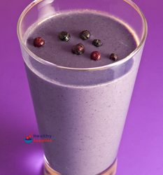 Blueberry and Almond Smoothie