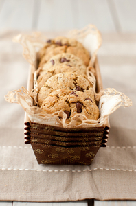 Oatmeal Chocolate Chip Cookies (via melangery.com)