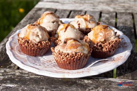 Seriously Creamy Vanilla Ice Cream Nests