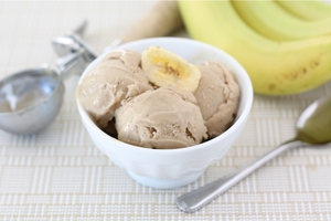 Banana Peanut Butter Ice Cream (via twopeasandtheirpod.com)