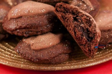 Iced Chocolate Cookies