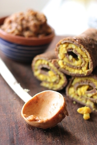 Injera Wraps with Split Peas (via aveganobsession.com)