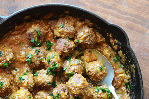 3) Lamb Meatball Curry (via tastykitchen.com)