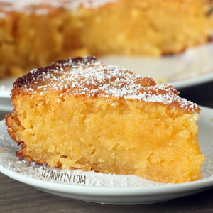 Italian Lemon Cake (via texanerin.com)