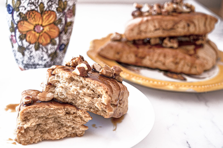 Vegan Scones with Nuts &#038; Maple Caramel