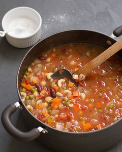 Minestrone Soup (via jillhough.com)