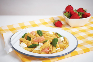 Multigrain Penne Salad with Feta & Pink Grapefruit (via dovesfarm.co.uk)