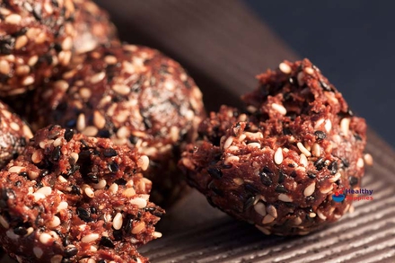 Paleo Brownie Balls Snack