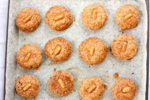 Traditional Peanut Cookies (via bakingequalslove.com)