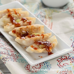 Gluten-free dumplings with sweet & sour tempeh (via veganricha.com)