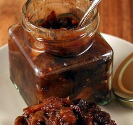 Rhubarb and Date Chutney