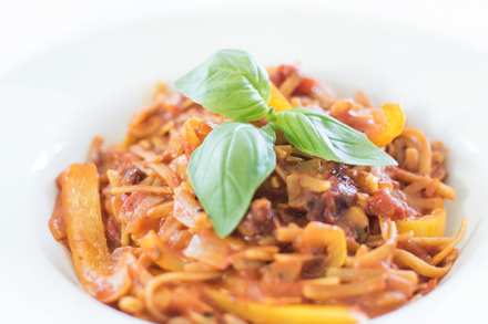 Sun-Dried Tomato &#038; Pepper One Pot Pasta