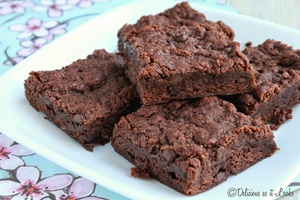 Brownies (via deliciousasitlooks.com)