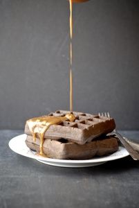 Dark Chocolate Peanut Butter Waffles (via kumquatblog.com)