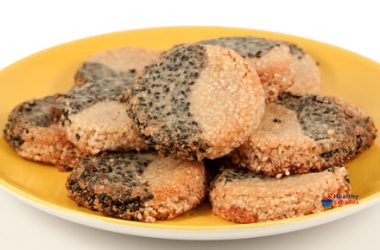 Ying Yang Sesame Biscuits