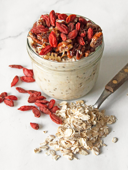 Pecan &#038; Chia Overnight Oats