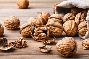 7. Tips for Storing and Selecting Walnuts