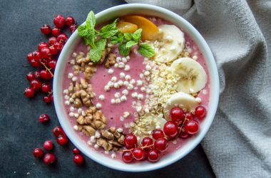 Bean & Fruit Smoothie Bowl