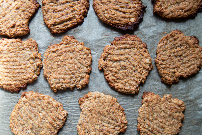 Chia, Almond & Oat Cookies