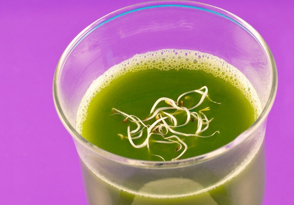 Refreshing Wheatgrass Juice