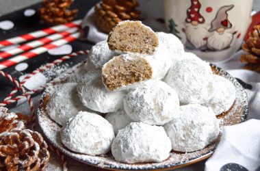 Snowball Pecan Cookies