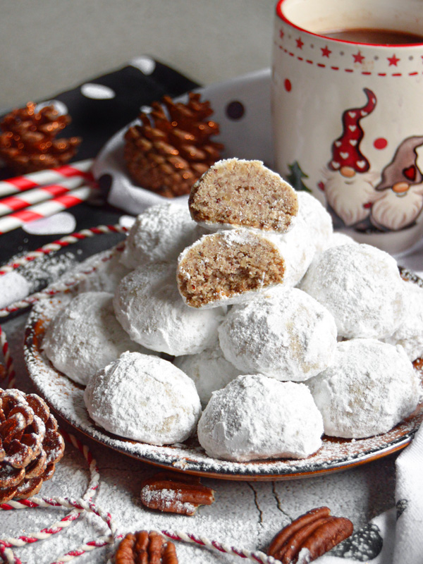 Snowball Pecan Cookies