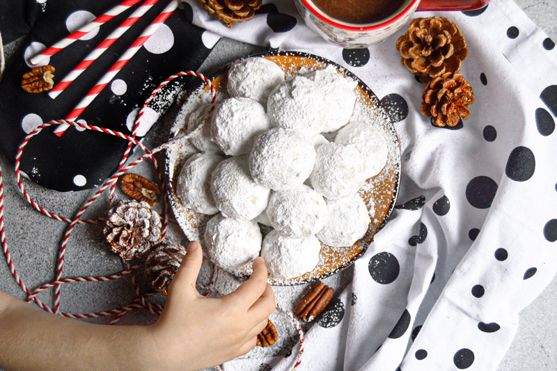 Snowball Pecan Cookies