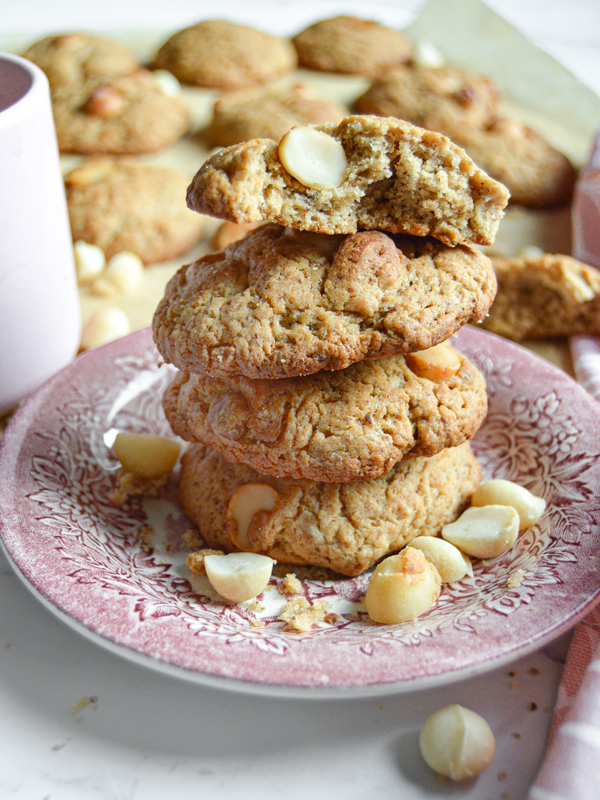 Macadamia Nut Cookies