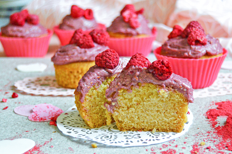  Vanilla Cupcakes with Pink Cashew Frosting
