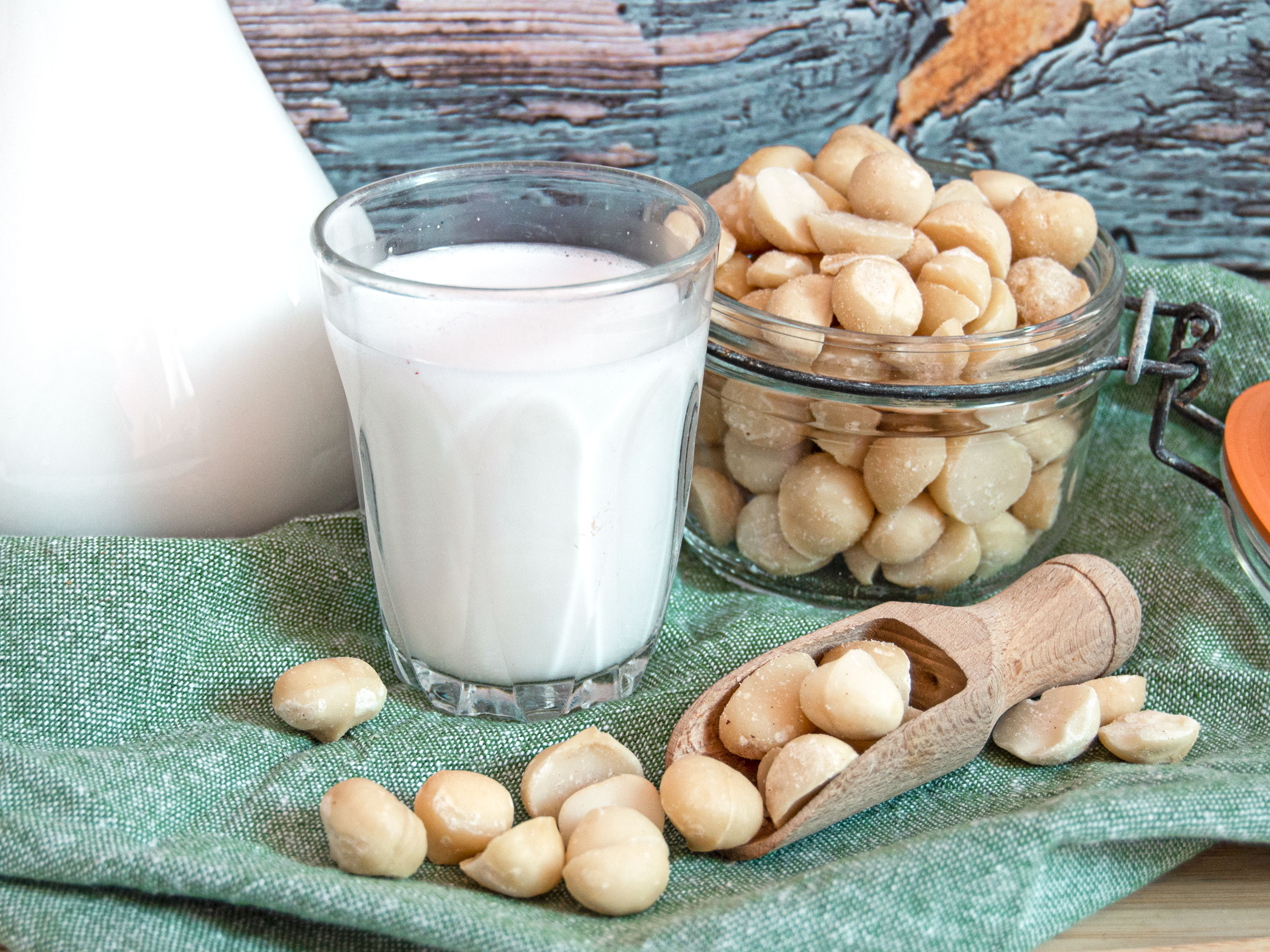 Macadamia Nut Milk