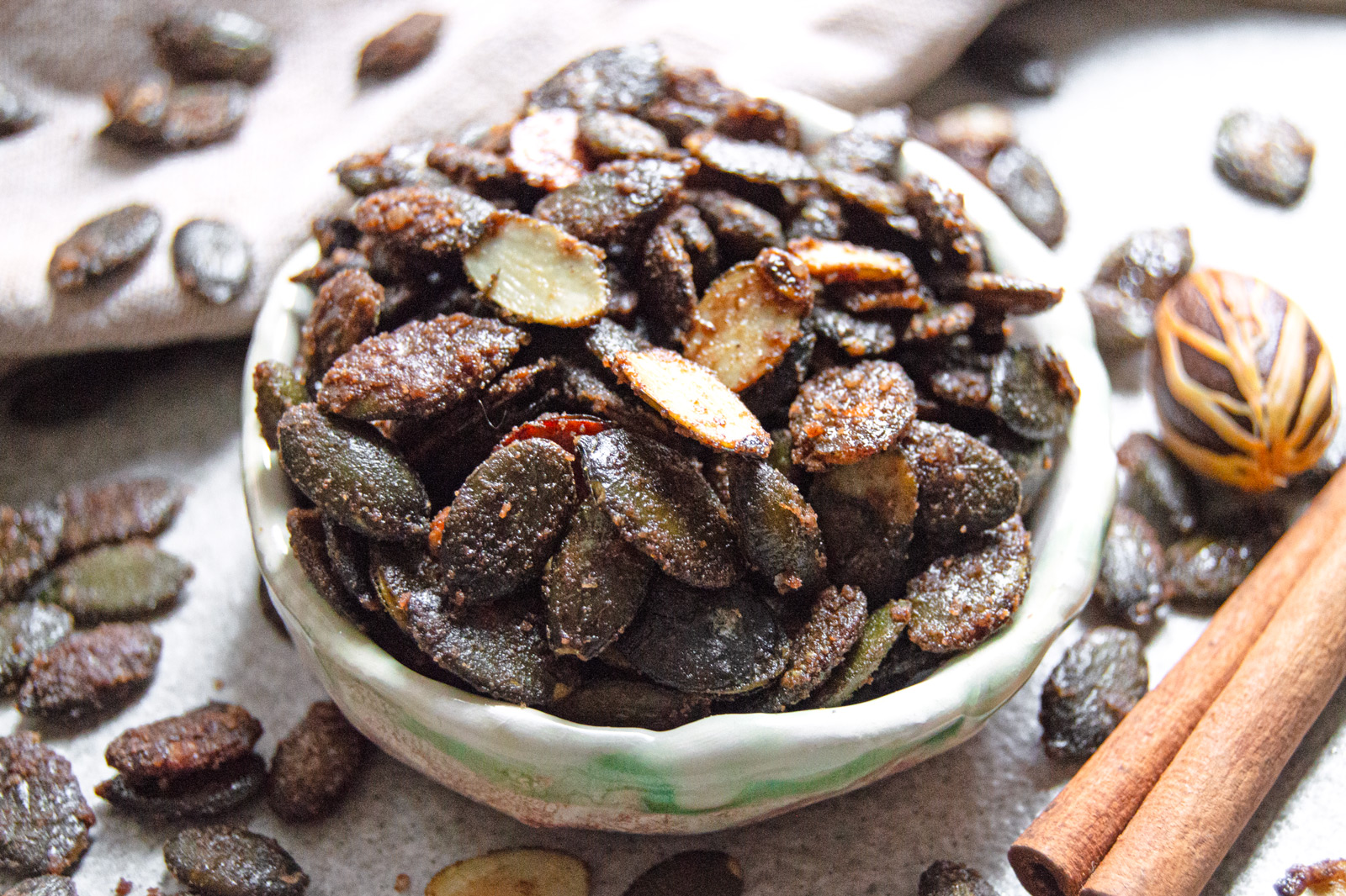 Pumpkin Pie-Spiced Pumpkin Seeds