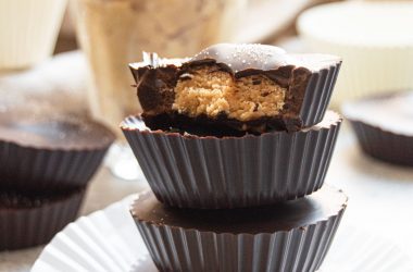 Healthy Chocolate Peanut Butter Cups