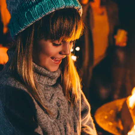 Bonfire Night Warmers: Hot Drinks and Hand-Held Snacks for Firework Night