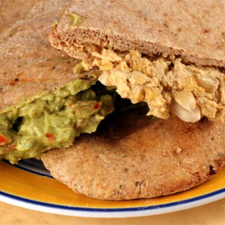 Wholemeal Garlic & Herb Pitta
