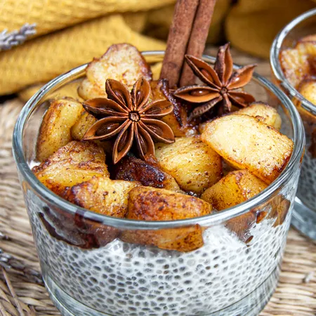 Apple & Cinnamon Spiced Chia Pudding