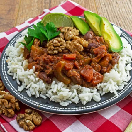 Vegan Chilli with Walnuts
