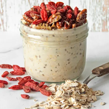 Pecan & Chia Overnight Oats