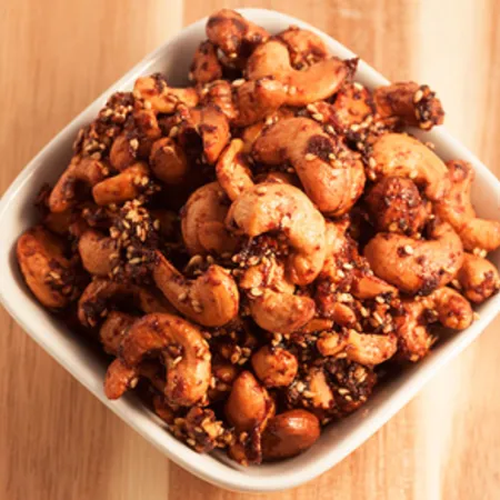 Sweet Smoked Cashew Nibbles