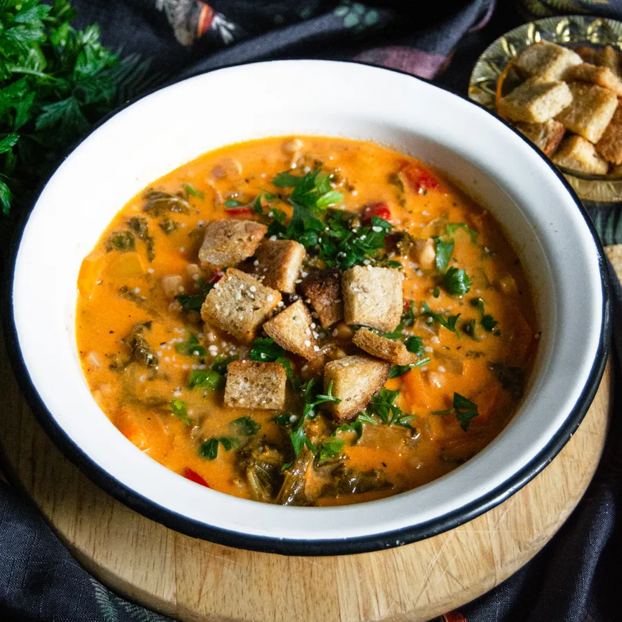 One Pot Chickpea & Vegetable Soup